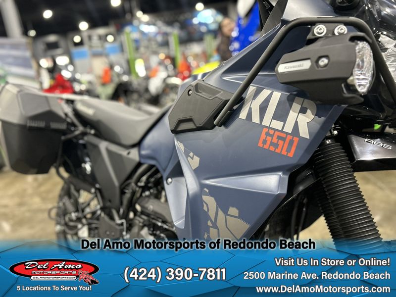 2024 Kawasaki KL650HRFAL-BU1  in a METALLIC MATTE TWILIGHT BLUE exterior color. Del Amo Motorsports of Redondo Beach (424) 304-1660 delamomotorsports.com 