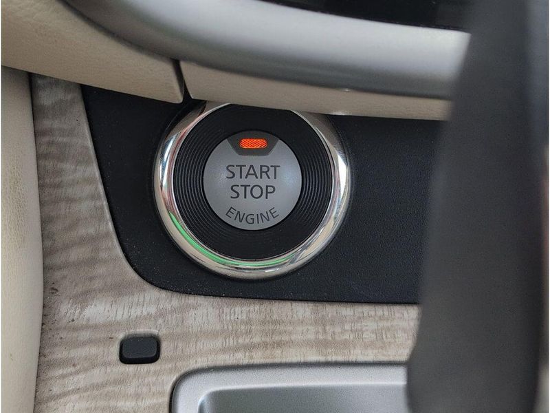 2022 Nissan Murano SLImage 18