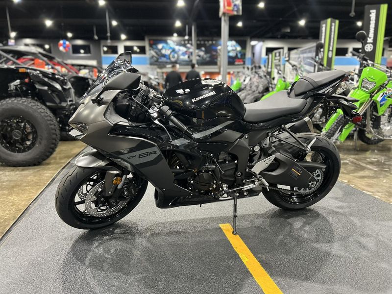 New 2026 Kawasaki NINJA ZX-6R ABS Image 9