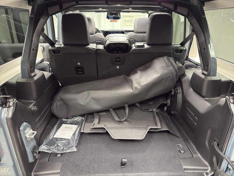 New 2026 Jeep Wrangler 4-door SaharaImage 13