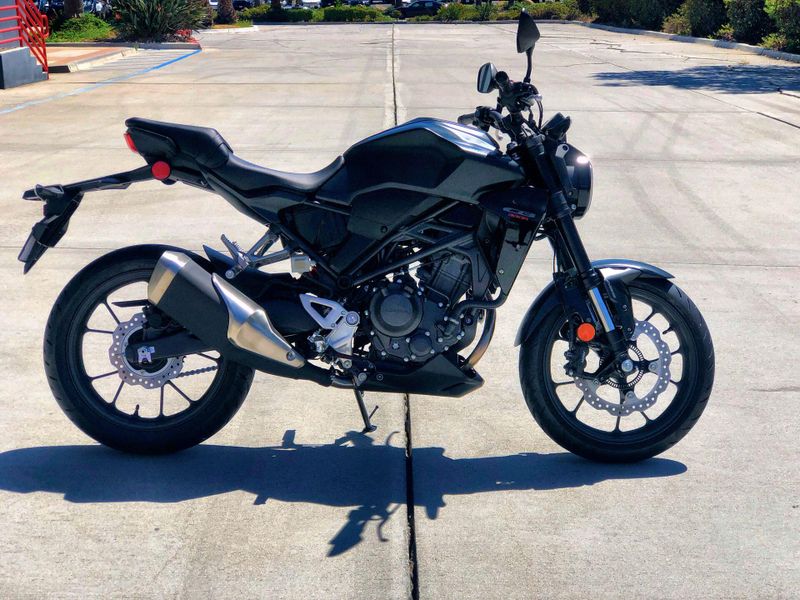 New 2026 Honda CB300R ABS Image 18