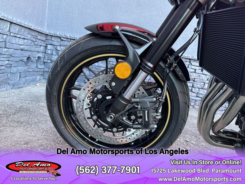 2024 Kawasaki ZR900ERFAL-BK1  in a METALLIC DIABLO BLACK exterior color. Del Amo Motorsports of Los Angeles (562) 262-9181 delamomotorsports.com 