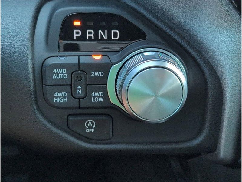 New 2025 RAM 1500 Laramie Crew Cab 4x4 5