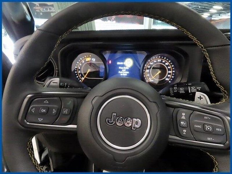 2025 Jeep Wrangler Rubicon 392Image 14