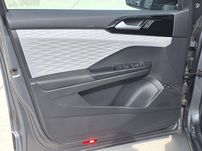 2022 Volkswagen Taos 1.5T SImage 26