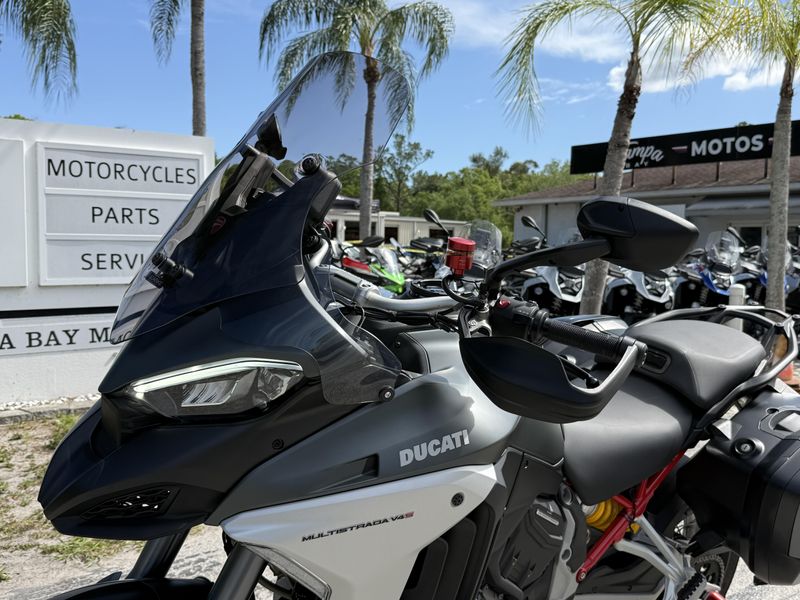 2022 Ducati Ducati Multistrada V4 S Travel + Radar Spoked Wheels