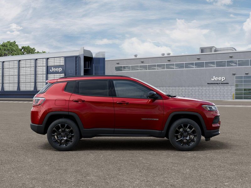 New 2026 Jeep Compass Latitude Altitude 4x4
