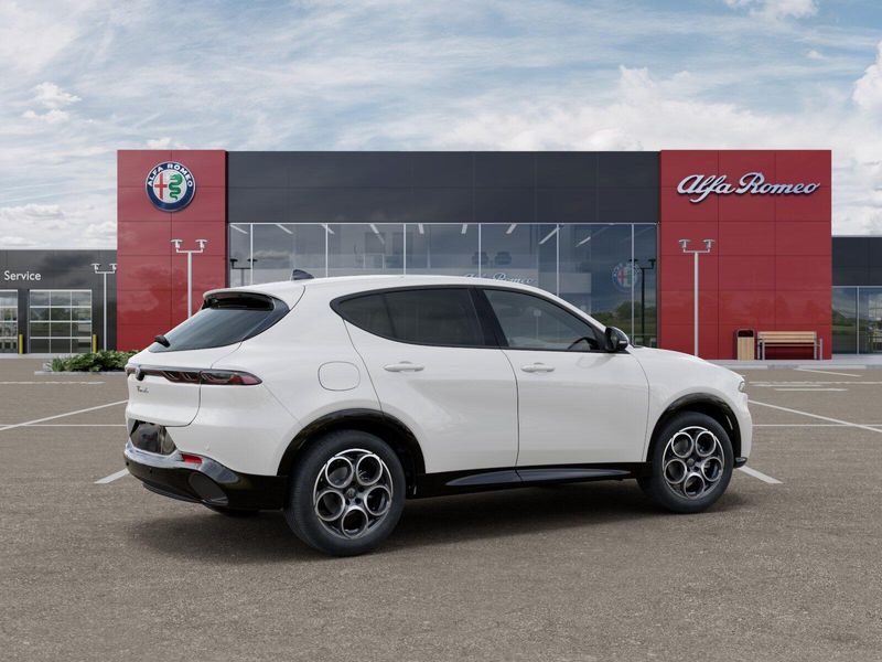 New 2025 Alfa Romeo Tonale AwdImage 28