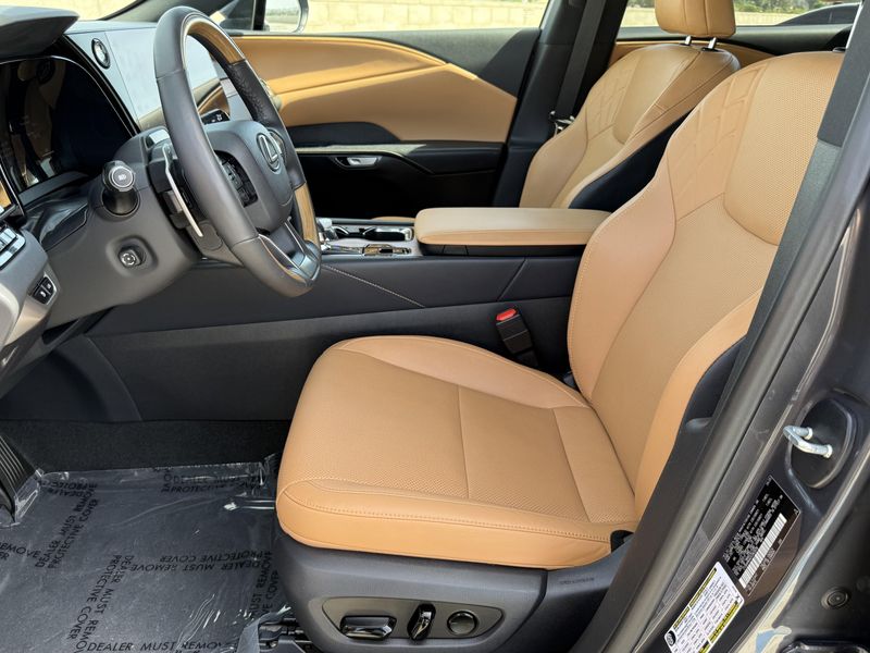Used 2025 Lexus RX 350 PremiumImage 18
