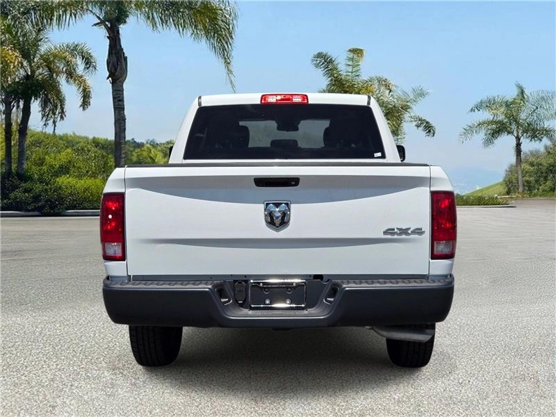 New 2024 RAM 1500 Classic Tradesman Crew Cab 4x4 5'7' Box
