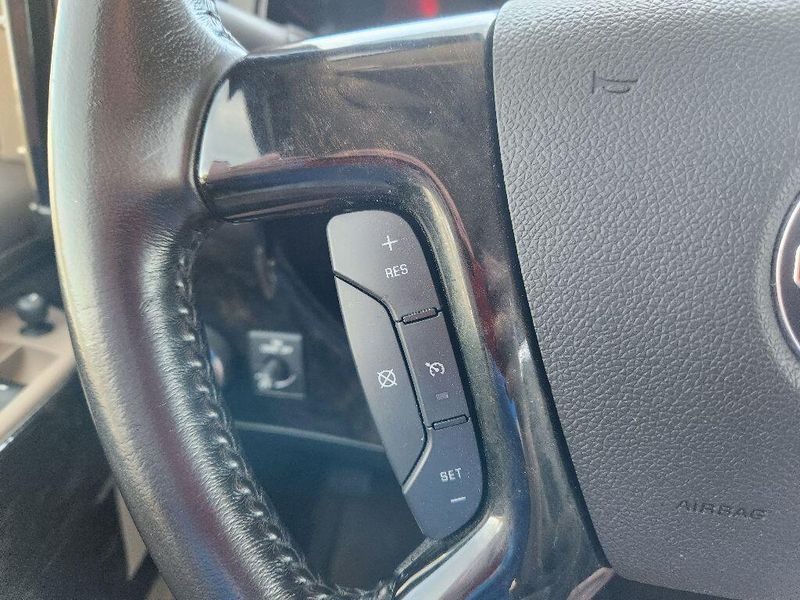 2019 GMC Savana Image 21