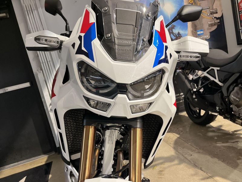 New 2026 Honda AFRICA TWIN DCT Image 13