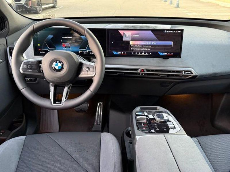 New 2026 BMW iX xDrive45Image 24