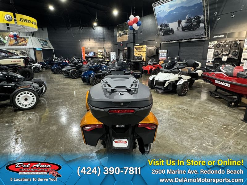 2024 Can-Am SPYDER F3 LIMITED SPECIAL SERIES (SE6)Image 27