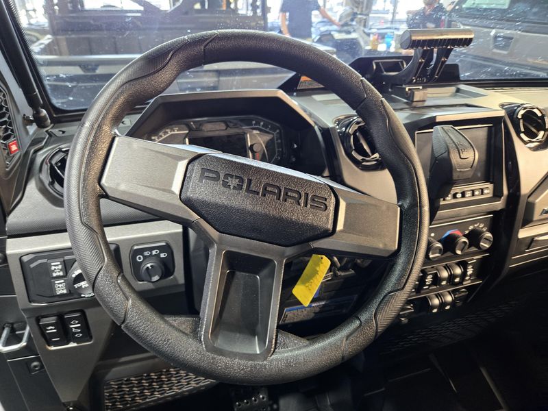 NEW 2025 POLARIS RGR CREW XD 1500 NORTHSTAR EDITION Image 20