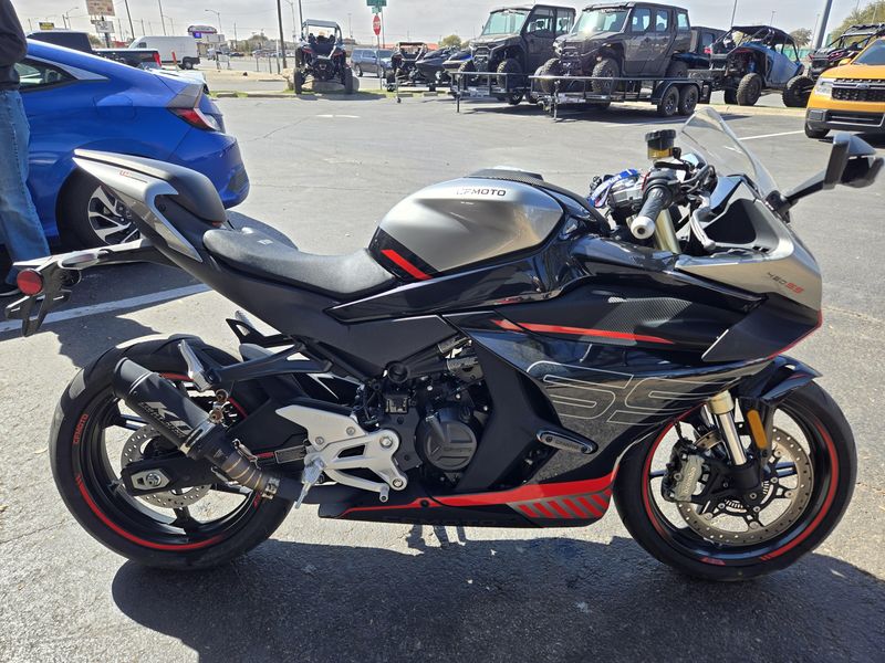 USED 2023 CFMOTO 450SS Image 2