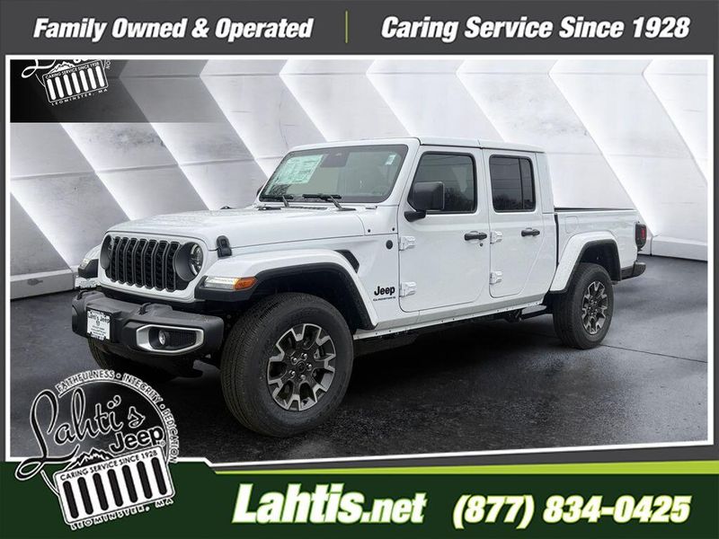 New 2026 Jeep Gladiator Sahara 4x4