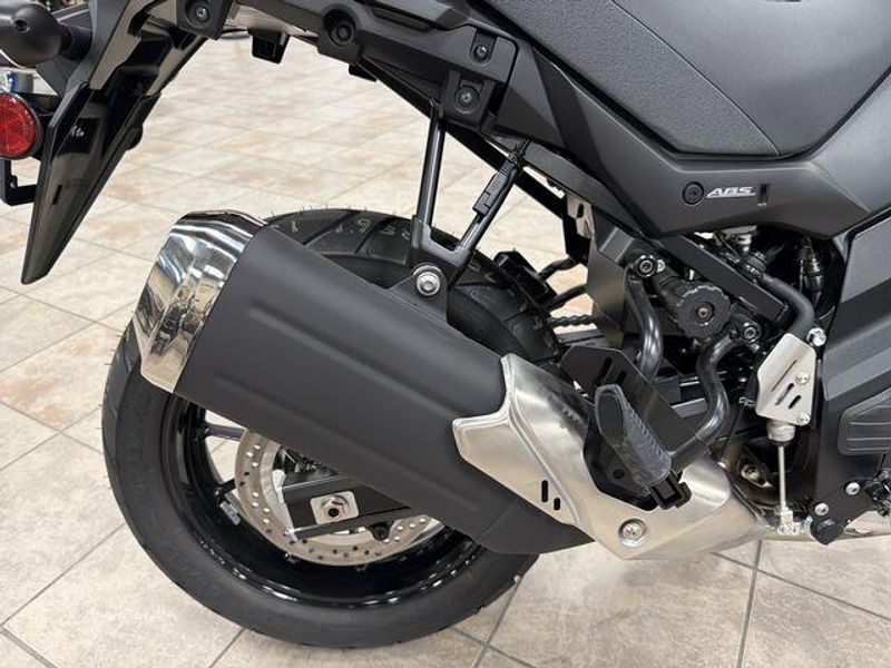 New 2025 Suzuki V-STROM 650 Image 26