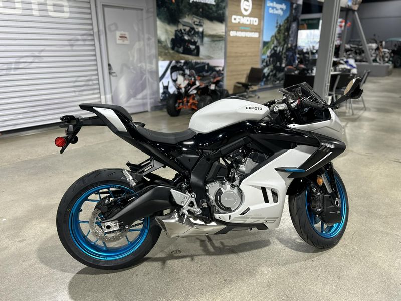 2025 CFMOTO 675SS Image 23