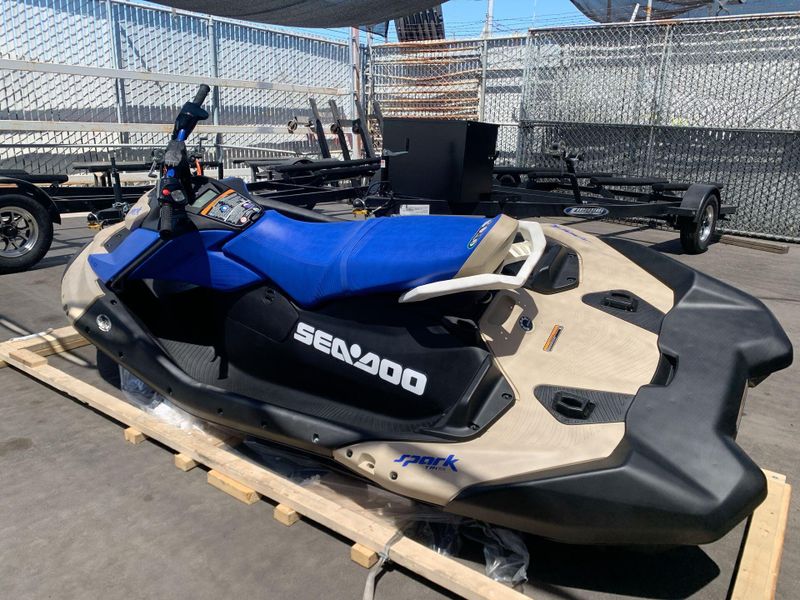 New 2025 Sea-Doo SPARK FOR 3 90 TRIXX Image 13