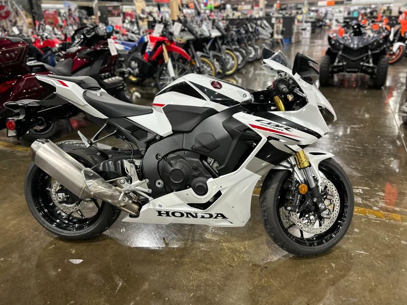 New 2026 Honda CBR1000RR ABS Image 5