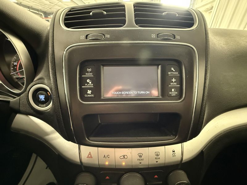 Used 2016 Dodge Journey SXTImage 34