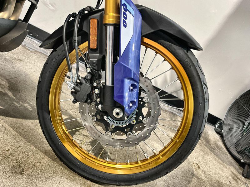 2024 Suzuki V-STROM 800DE Image 10