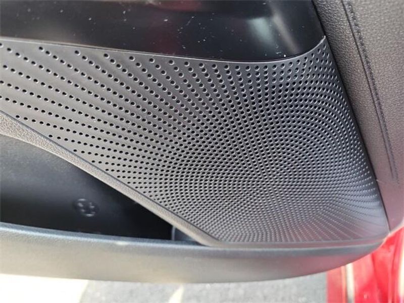 2021 Kia K5 LXImage 25