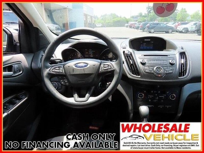 2017 Ford Escape SEImage 11