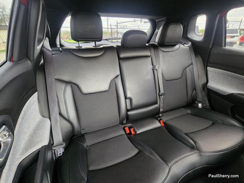 Used 2023 Jeep Compass Latitude