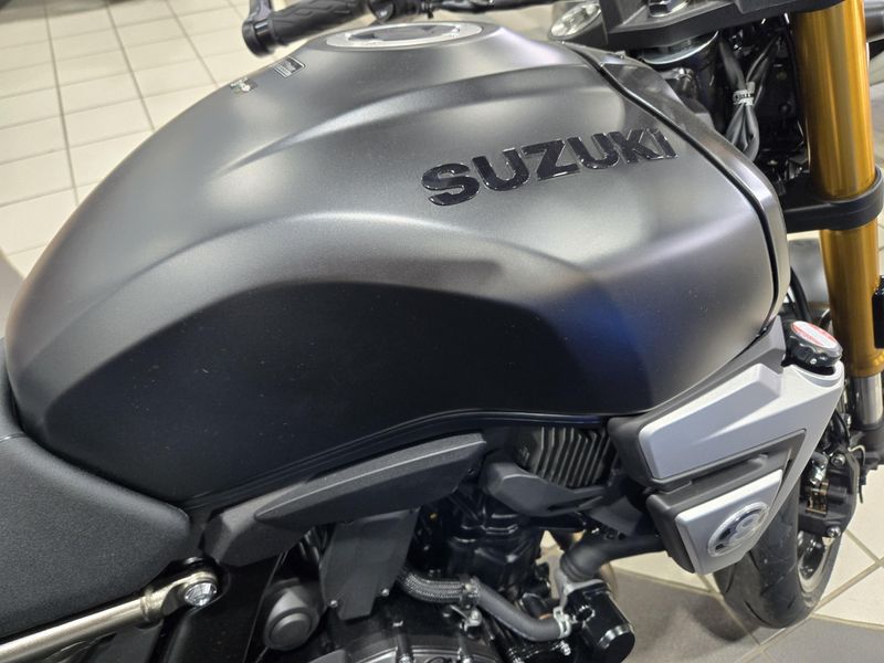 NEW 2026 SUZUKI GSX8T Image 15
