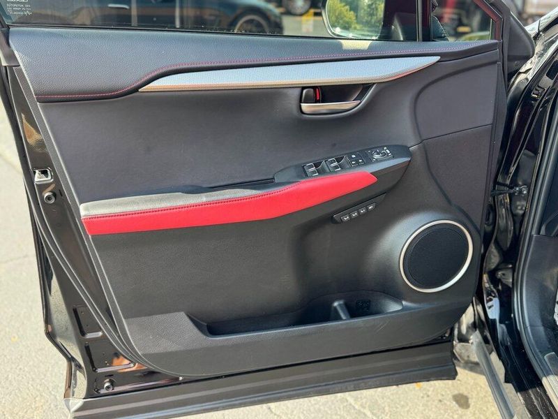 2019 Lexus NX 300 F SPORT photo 9