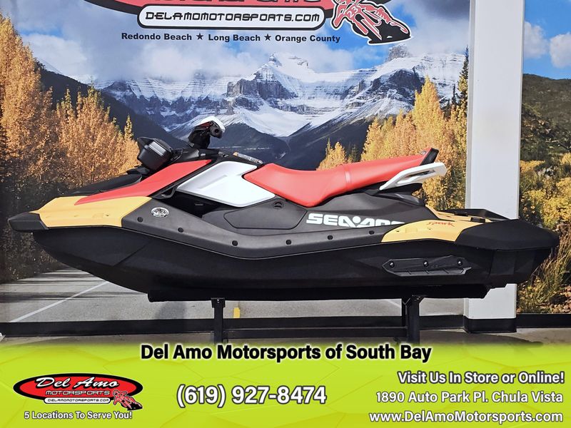 2024 Sea-Doo SPARK FOR 3 (SOUND SYSTEM) Image 7