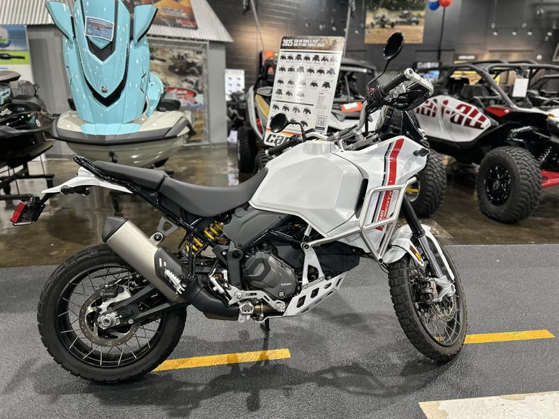 Used 2023 Ducati DESERT X Image 17
