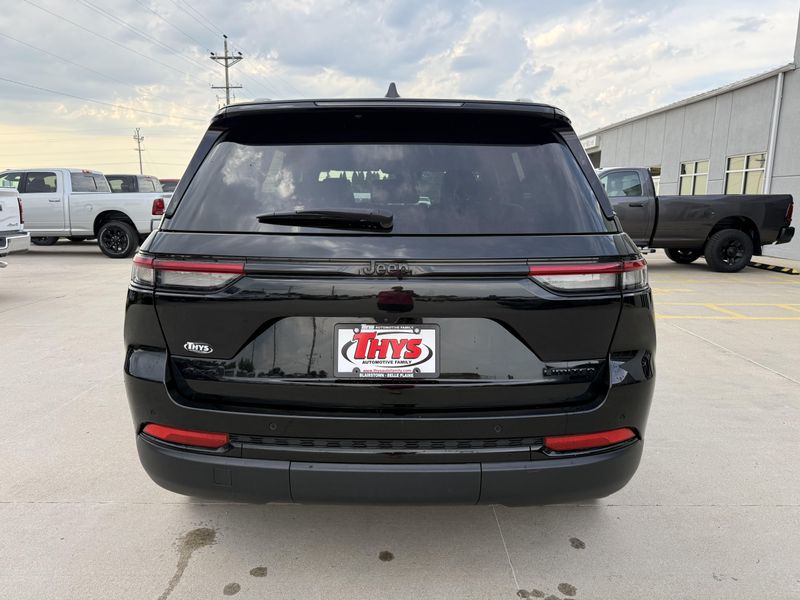 Used 2023 Jeep Grand Cherokee LimitedImage 40