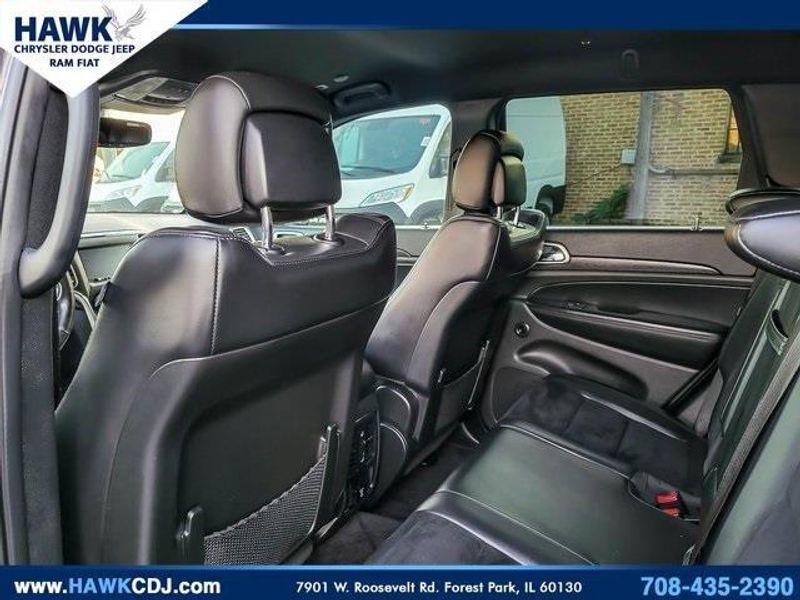 2018 Jeep Grand Cherokee Altitude photo 4