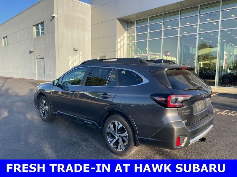 2020 Subaru Outback Limited photo 3