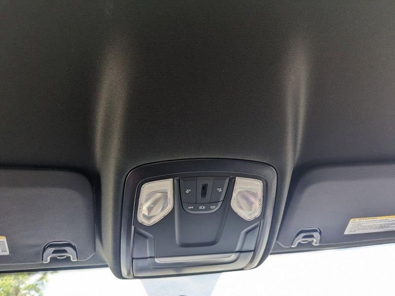 2023 RAM 5500 Chassis Tradesman in a Bright White Clear Coat exterior color and Diesel Gray/Blackinterior. Johnson Dodge 601-693-6343 pixelmotiondemo.com 