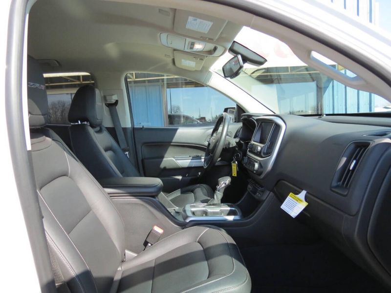 2022 Chevrolet Colorado ZR2 4x4 4dr Crew Cab 5 ft. SBImage 11