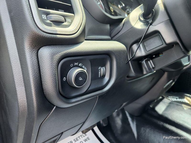 New 2024 RAM 5500 Tradesman Chassis Crew Cab 4x4 84