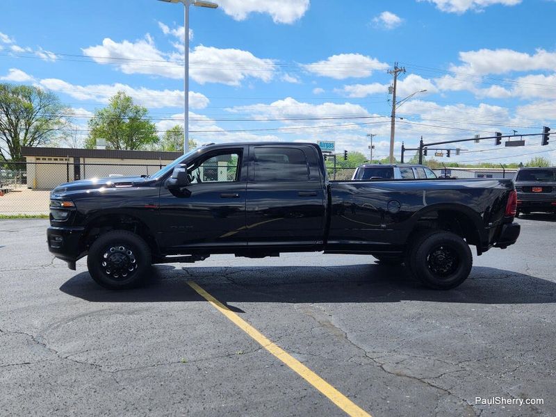 New 2026 RAM 3500 Big Horn Crew Cab 4x4 8' Box