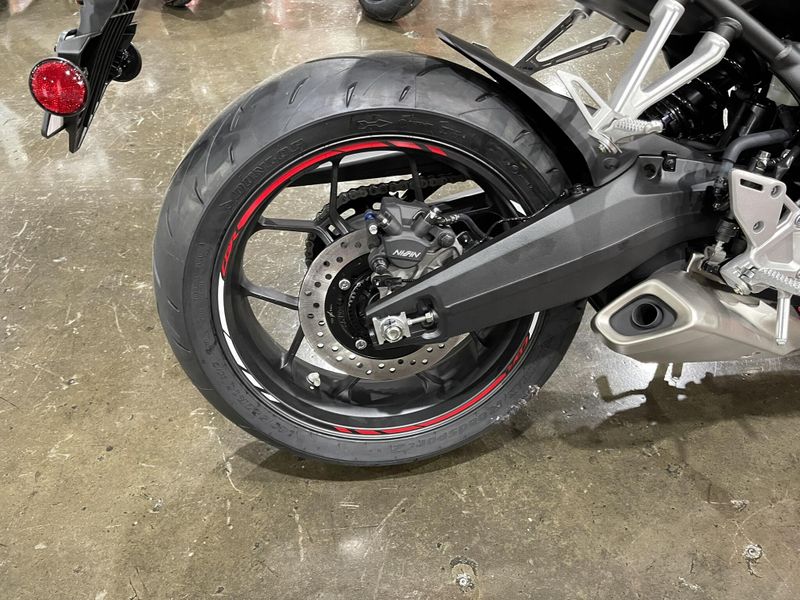 New 2024 Honda CBR650R ABS Image 17