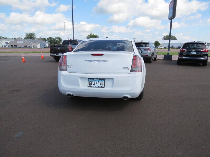 Used 2014 Chrysler 300 S AWD 4dr SedanImage 9