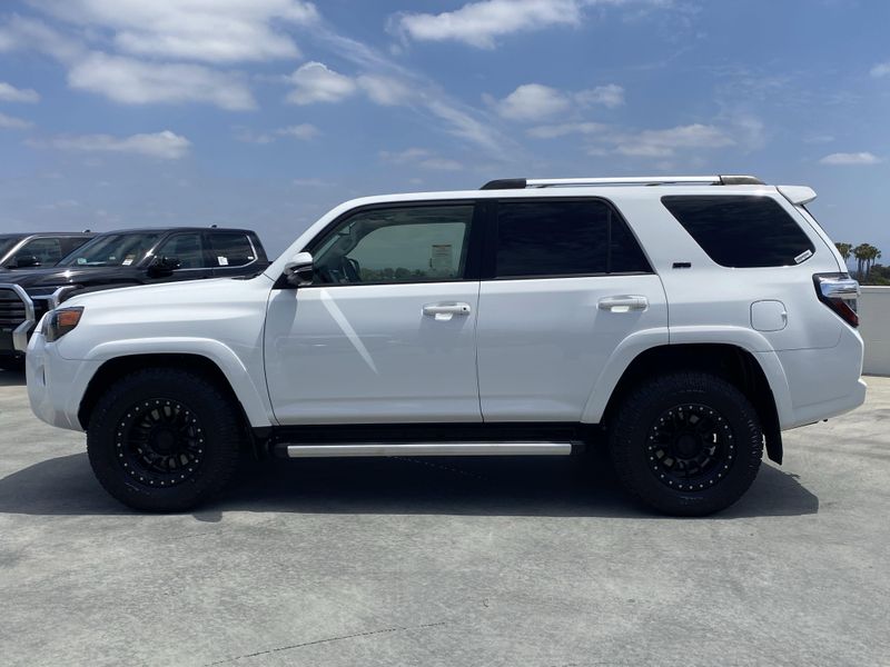 2023 Toyota 4Runner SR5 PremiumImage 7