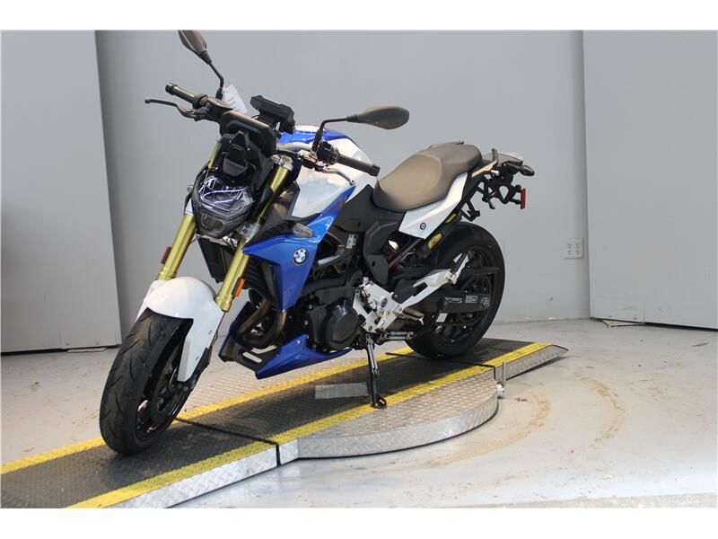 Used 2022 BMW F 900 R Image 3