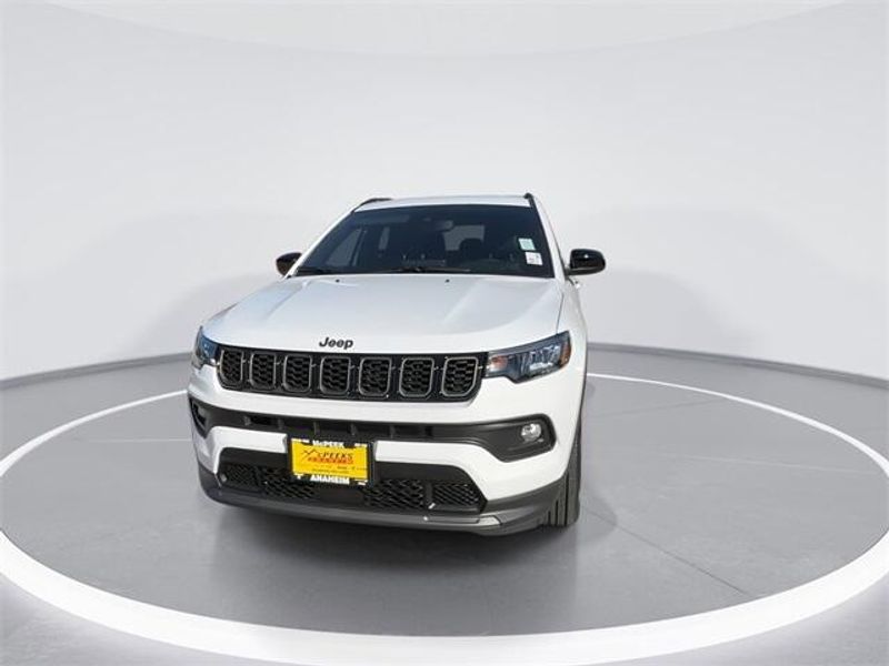 New 2026 Jeep Compass Latitude Altitude 4x4Image 3