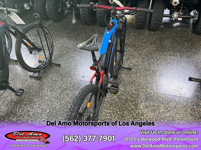 2021 FANTIC XTF-1.5 LG  in a BLUE exterior color. Del Amo Motorsports of Los Angeles (562) 262-9181 delamomotorsports.com 