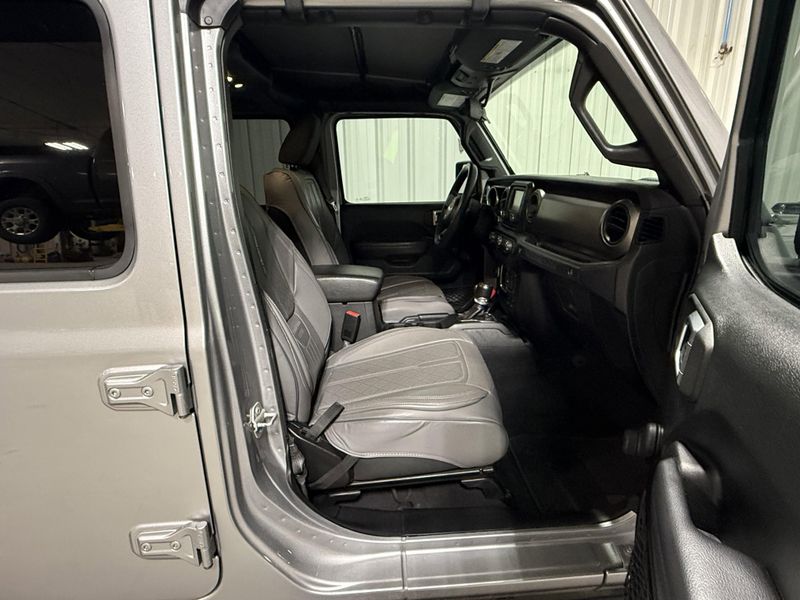 Used 2019 Jeep Wrangler Unlimited SportImage 12