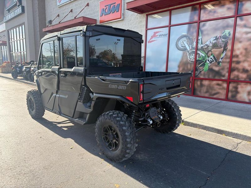 New 2026 Can-Am DEF MAX TEXCAB HD11 