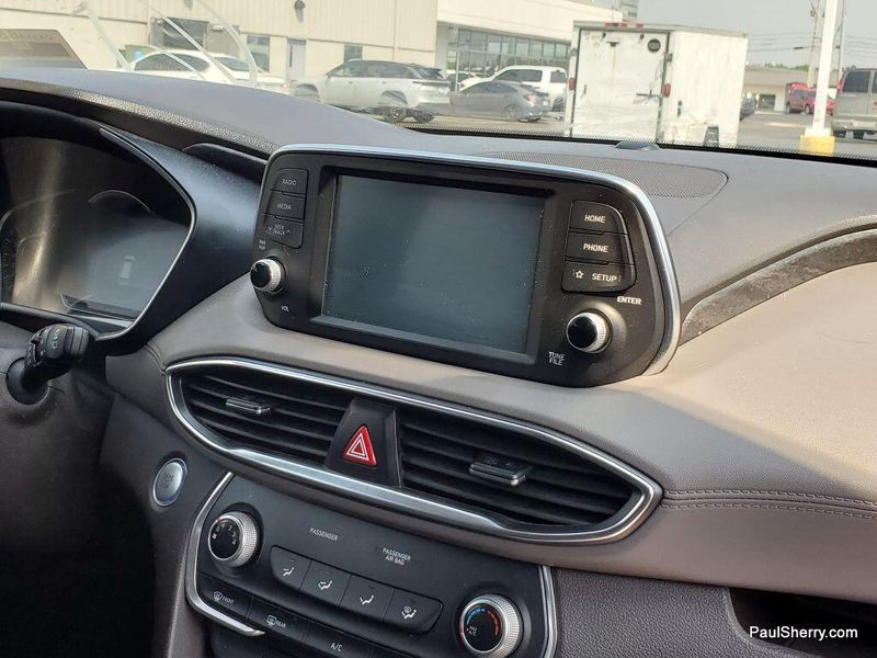2019 Hyundai Santa Fe SELImage 14